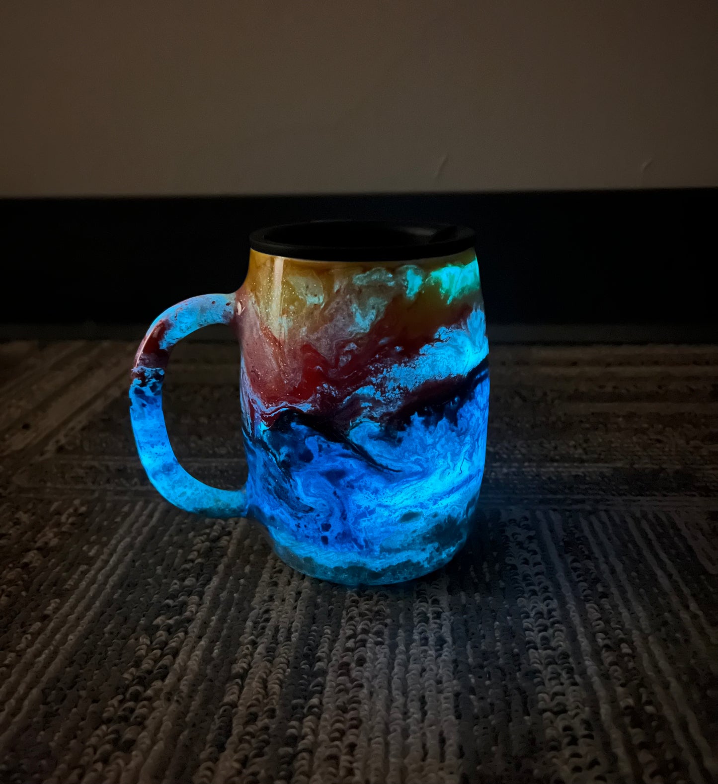 "Sunset" Glow In The Dark Resin Tumbler