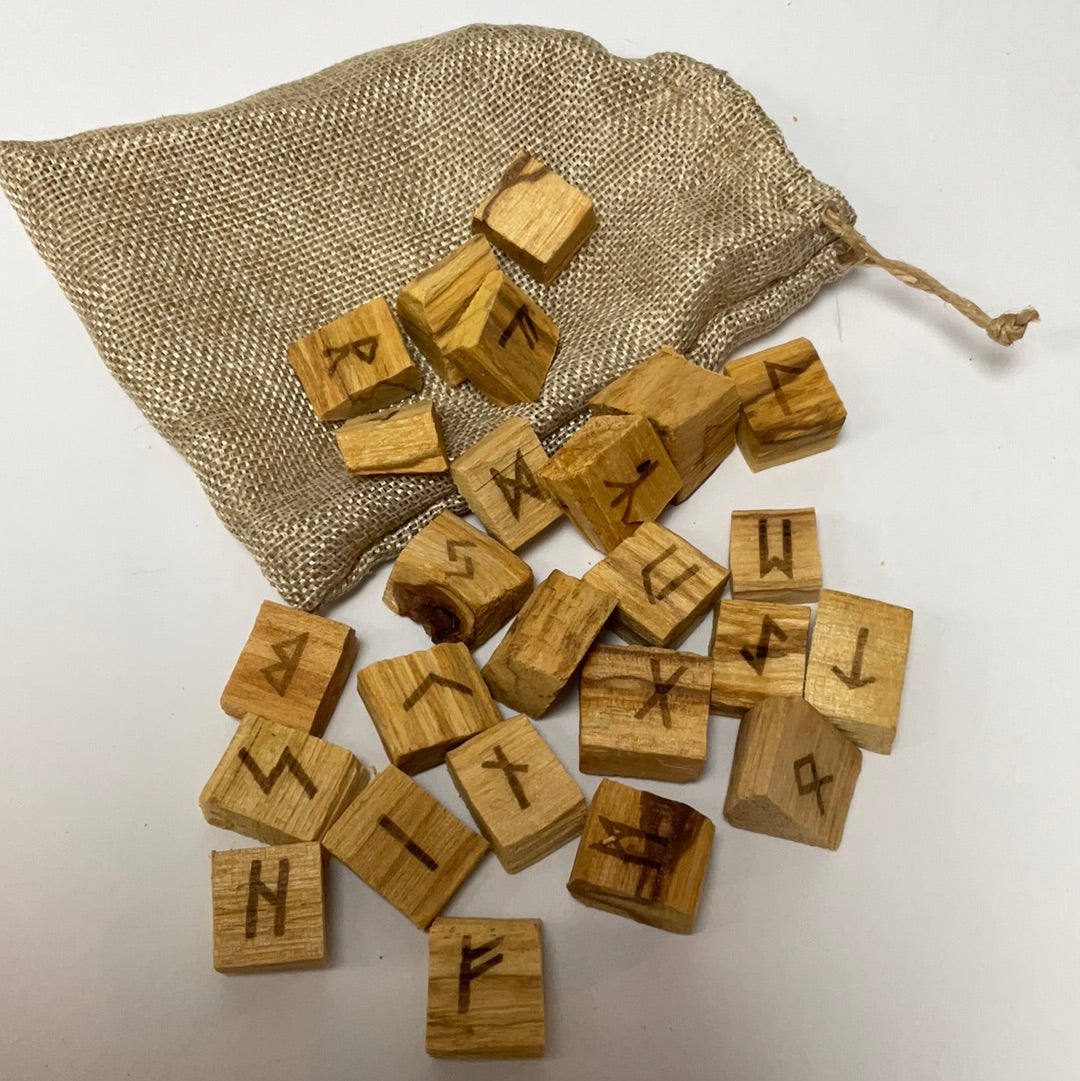 Palo Santo Rune Set