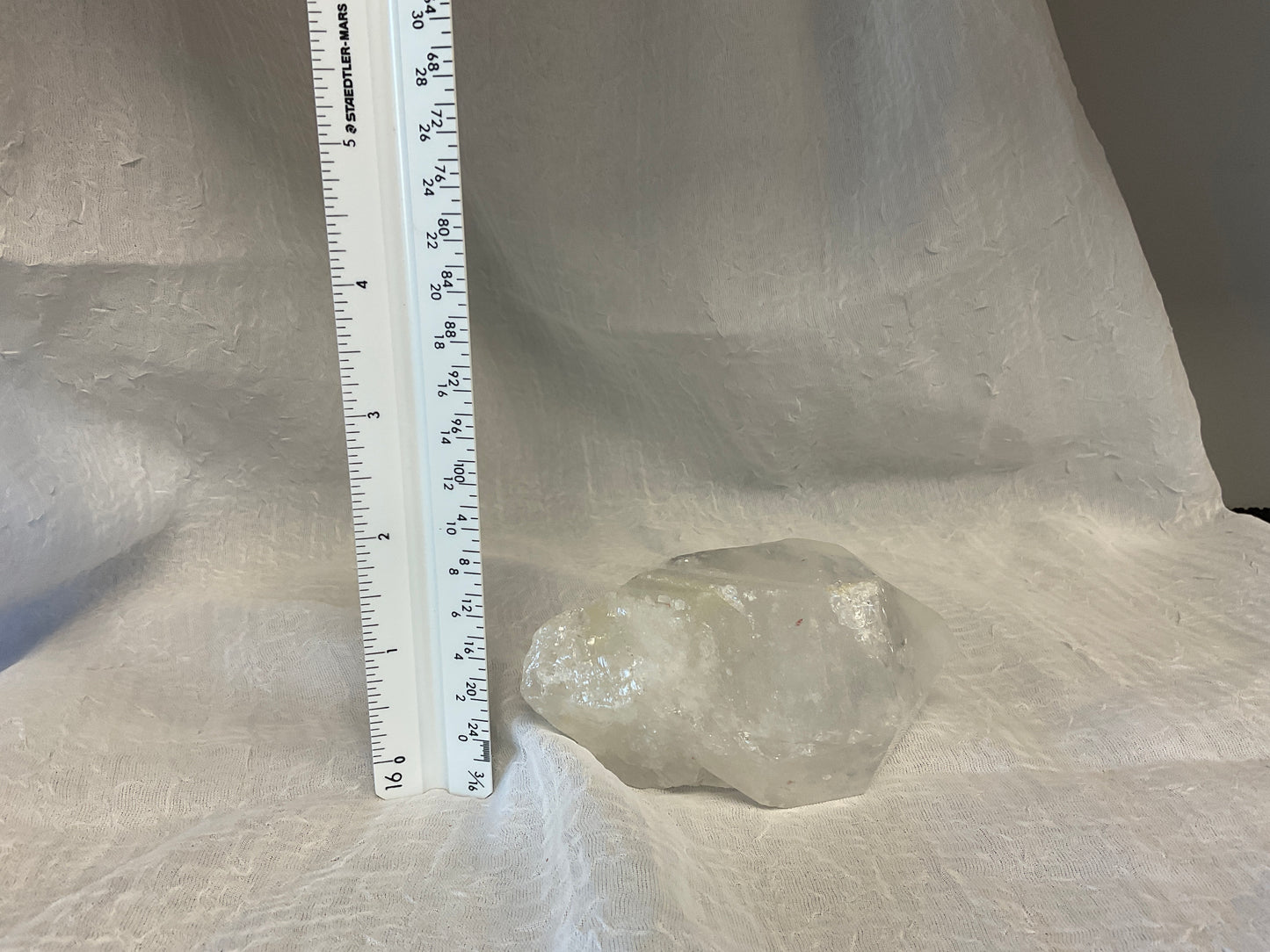 Sulfur in Quartz