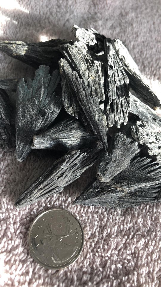 Black Kyanite Blade